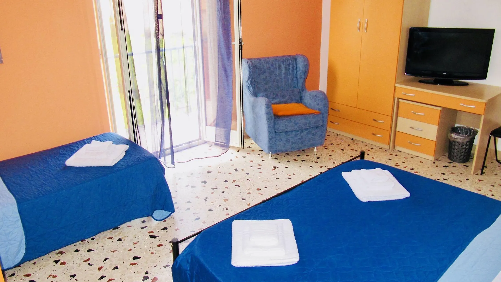 Ri.Mo'S Rent Room 팔레르모 B&B
