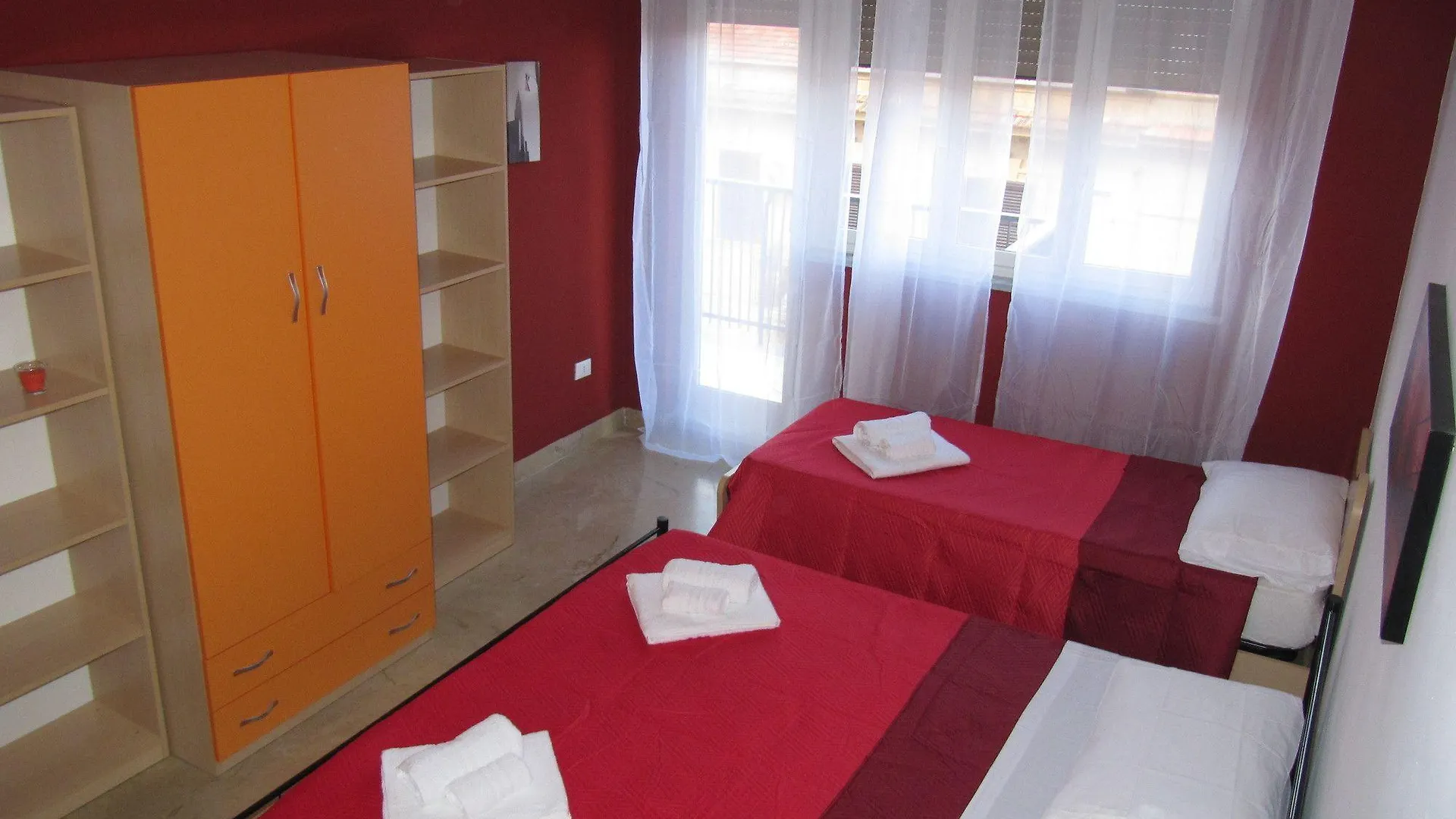 Ri.Mo'S Rent Room 팔레르모