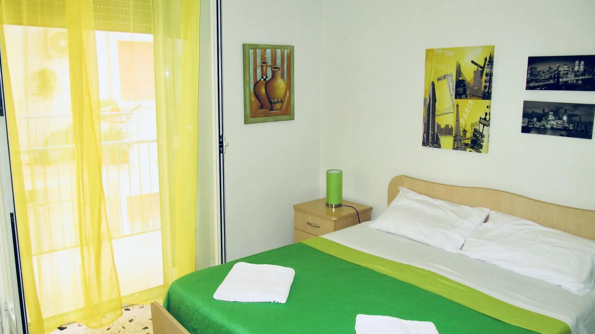 Ri.Mo'S Rent Room 팔레르모 B&B