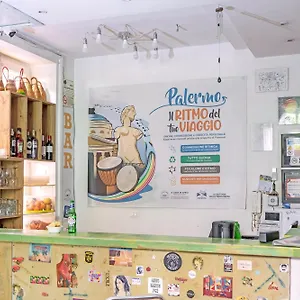 Hostel A Casa Di Amici Palermo
